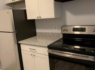 25 Village Rock Ln APT 1, Natick, MA 01760