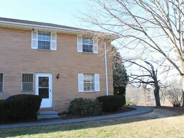 414 Elmwood Drive, Hudson, NH 03051