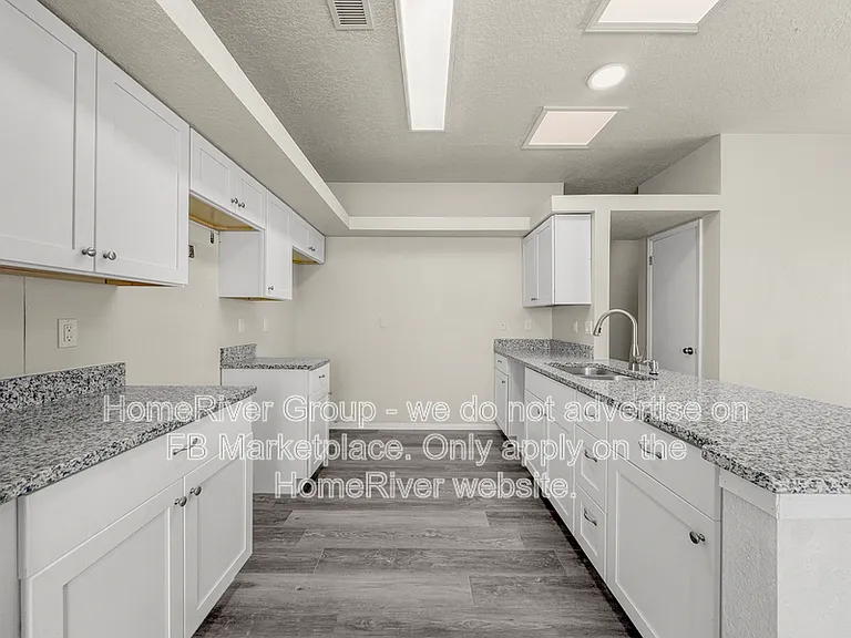 808 Benson Park Ct SE — Photo 7