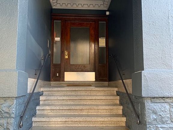 3rd image of 1610 Leavenworth St APT 11