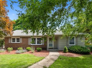 43 Montview Rd, Chelmsford, MA 01824