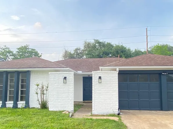 16342 Maplemont Dr, Houston, TX 77095