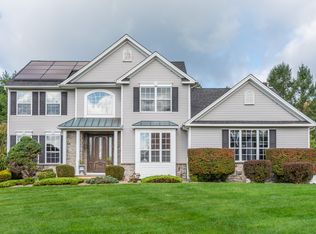 22 Saunders Ln, Hackettstown, NJ 07840