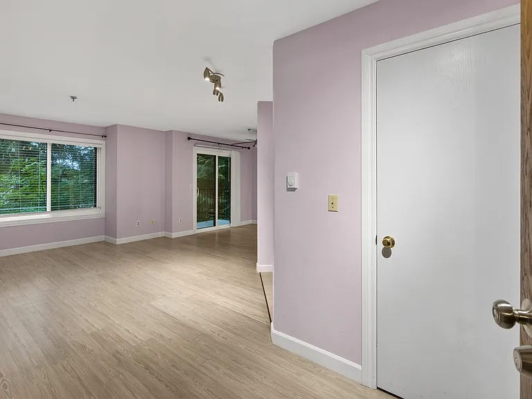 17407 NE 88th Pl #E07 — Photo 23