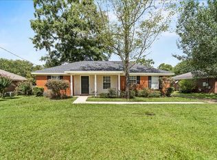 2860 Barlett Dr, Mobile, AL 36608