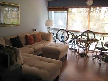 3rd image of 18622 Bobolink Dr #18622