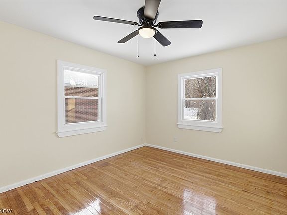 5th image of 32801 Baldwin Rd