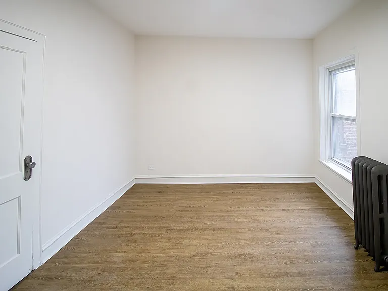 11136 S Vernon Ave #1B — Photo 9