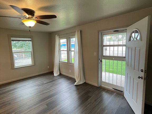 2nd image of 4025 Lucille St