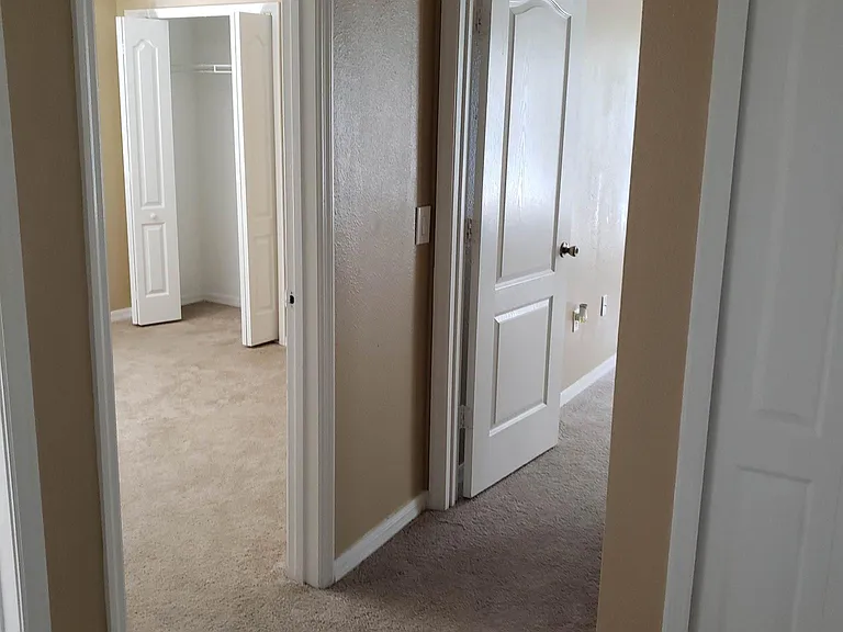 4011 Pemberly Pines Cir — Photo 12