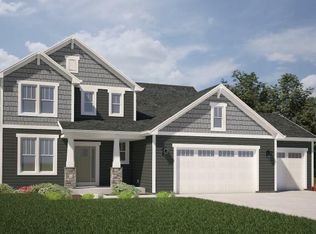 W193N5050 Rosemary Rdg, Menomonee Falls, WI 53051