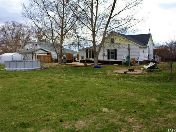 200 3rd STREET, Dundurn, SK S0K 1K0