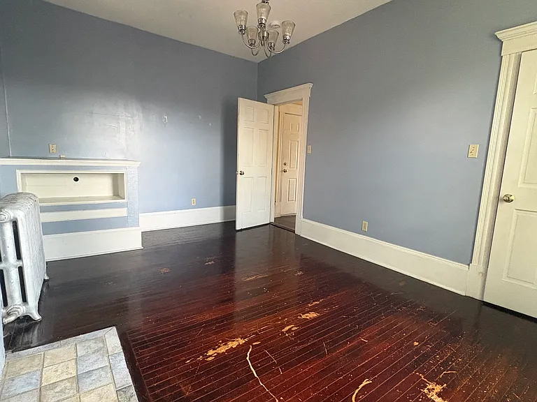 5813 Bartlett St #3 — Photo 9