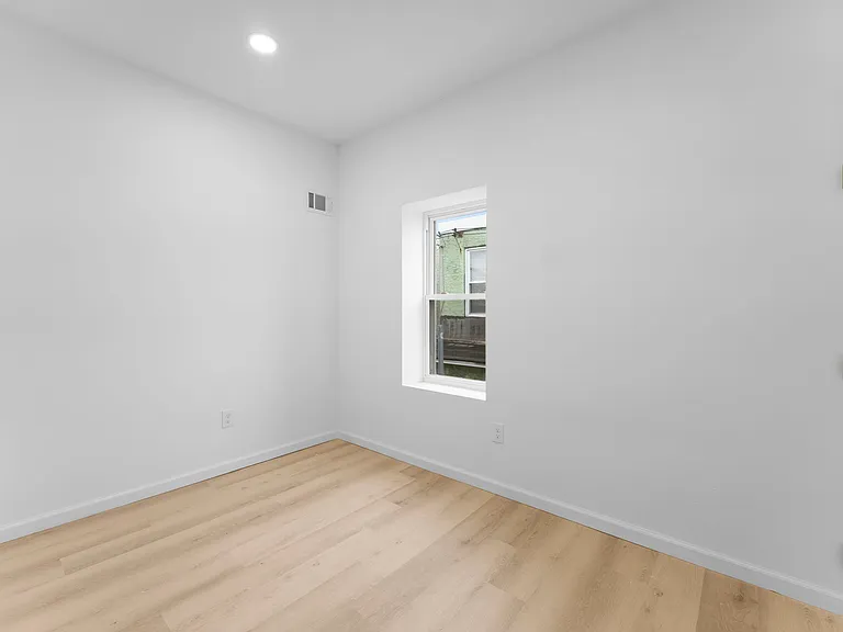 2600 S 7th St #2F — Photo 10