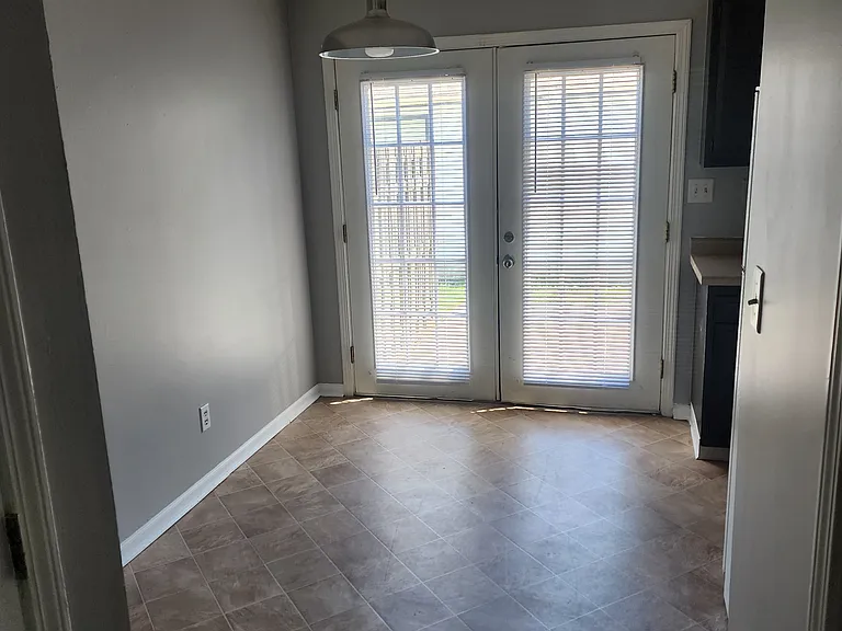 1511 N Mickley Ave #1511 — Photo 6