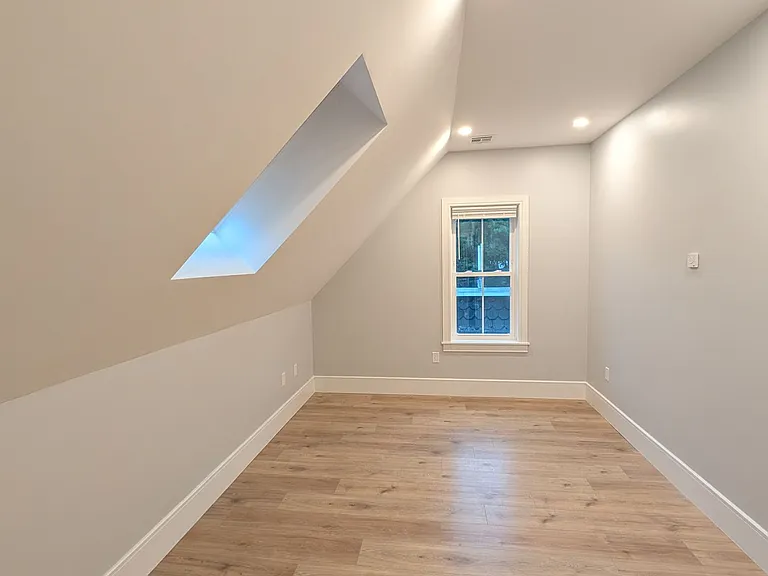 123 Kenrick St #U6 — Photo 12