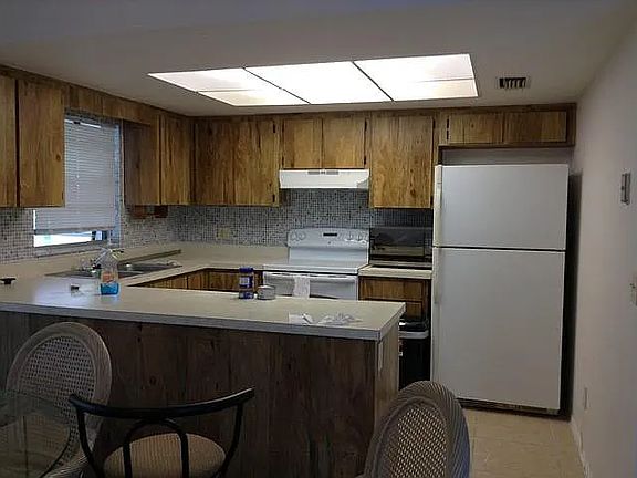 5th image of 11716 Minto Ct