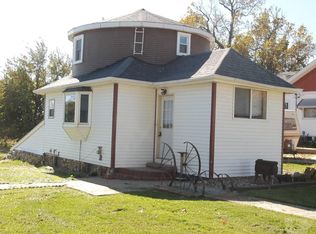 101 W Weissenburger St, Laurel, IA 50141