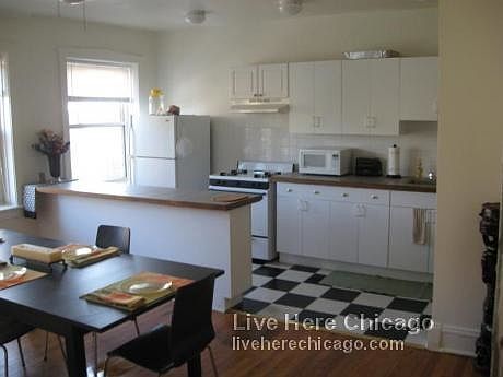 2nd image of 4867 N Washtenaw Ave #2