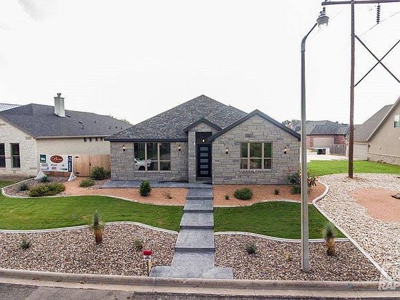 3rd image of 2209 Club House Ln