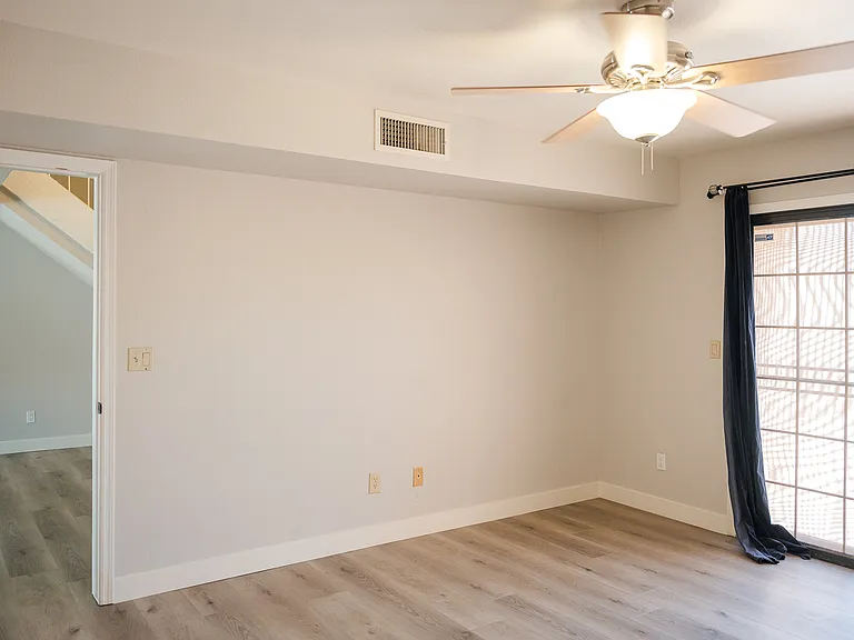 3980 E Graythorn St — Photo 39