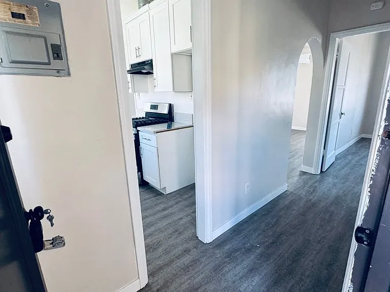2135 Fair Park Ave — Photo 24