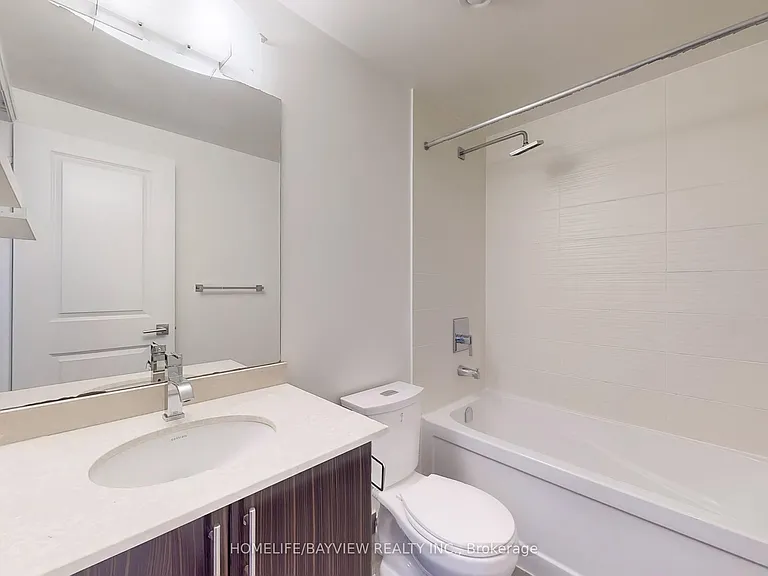 7167 Yonge St #1212 — Photo 27