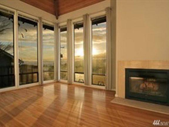 View windows under a vaulted ceiling