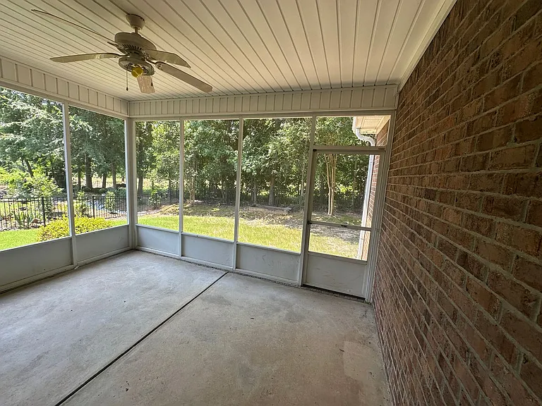 938 Woody Hill Cir — Photo 24