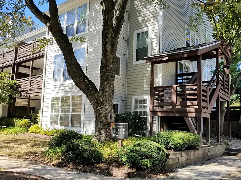 10140 Oakton Terrace Rd — Photo 7