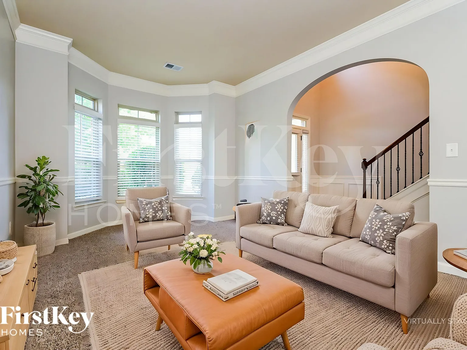 4 bed, 2.5 bath, 2612 sqft, $2,420 — Photo 3