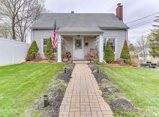 207 Columbus Ave, Meriden, CT 06451