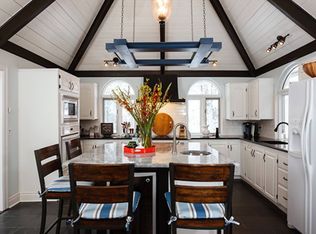 10250 Beaver Dam Ct, Lambton Shores, ON N0M1T0