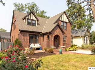 2835 S 27th St, Lincoln, NE 68502
