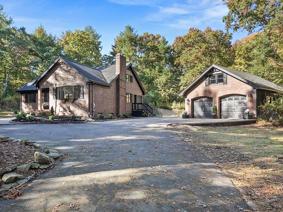 1st image of 113 Summer St