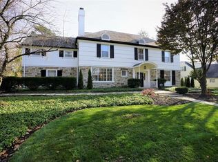 2761 Inverness Rd, Shaker Heights, OH 44122