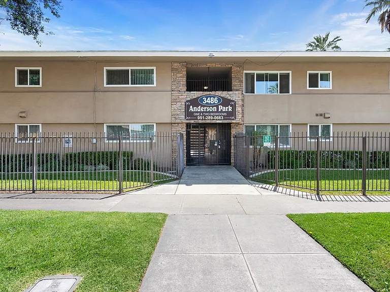 Anderson Park Apartments- Riverside, CA — Photo 20