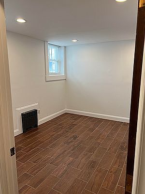 5th image of 1882 E 14th St #1A