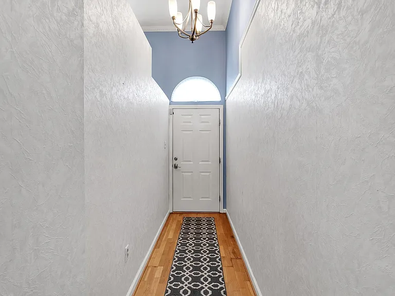 3014 Estate Dr — Photo 11