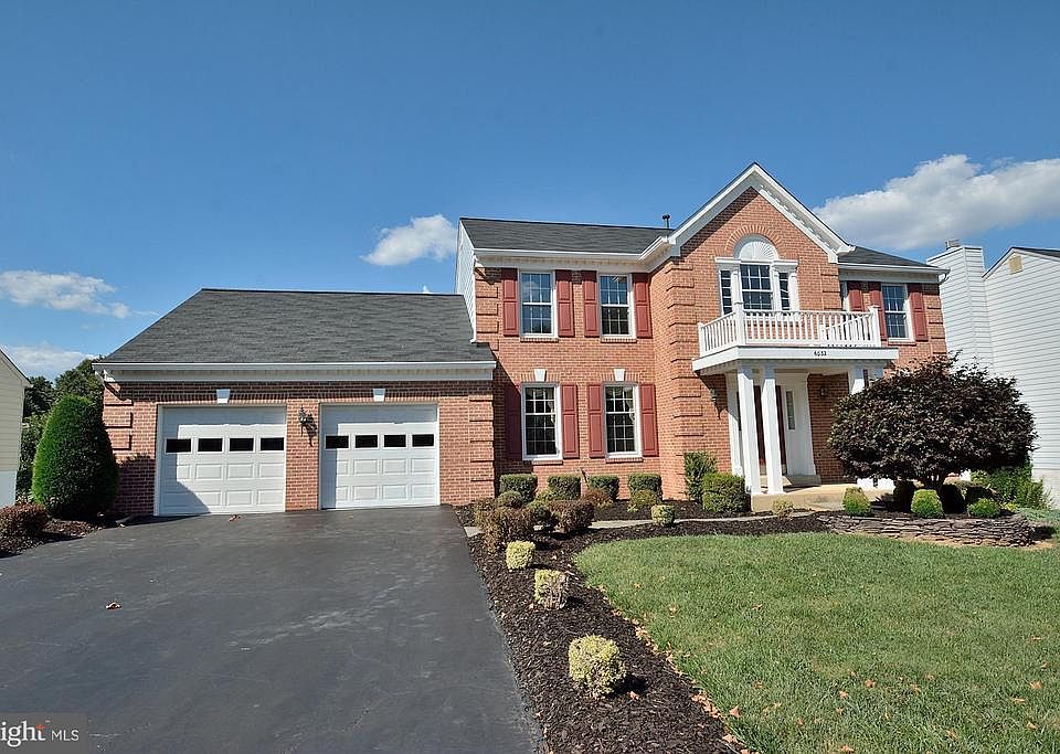 1st image of 6032 Woodlake Ln