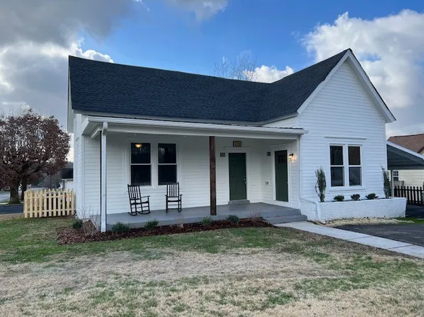 212 3rd Ave, Columbia, TN 38401