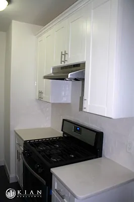 Rented by Kian Realty | media 6