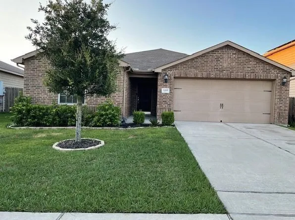 1215 Wallflower Ave, Baytown, TX 77521