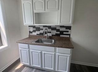1071 Pembroke St #B, Bridgeport, CT 06608