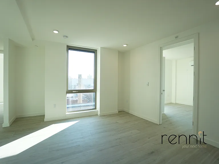 33 Little Nassau St #908 — Photo 11