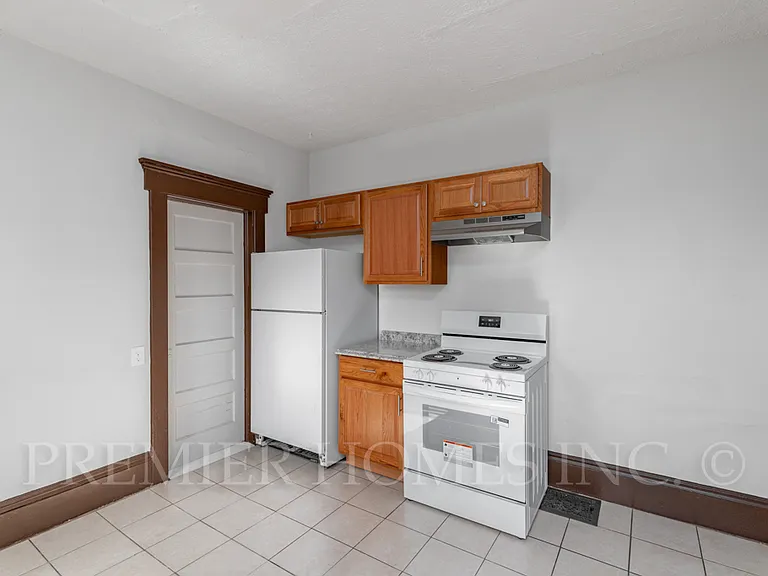 149 Brooklyn Ave SW #A — Photo 8