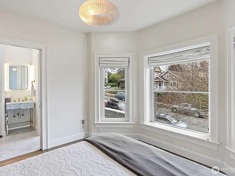 511 N E St — Photo 15