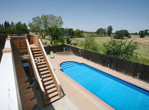 2nd image of 3915 Garmisch Ct