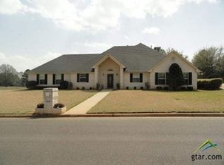 406 Pebble Beach Dr, Jacksonville, TX 75766