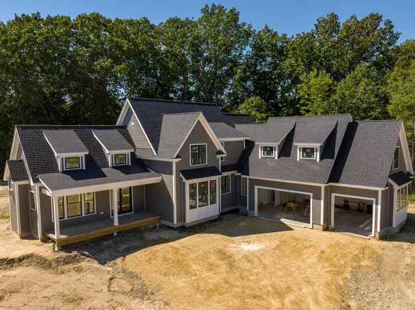 16 STILLWATER Drive, Greenland, NH 03840